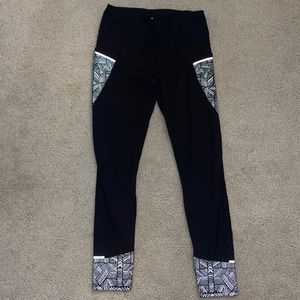 Athleta leggings: black with grey print